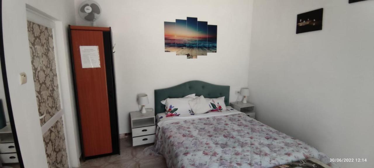 Vila Traian Si Teodora Costinesti Exteriör bild
