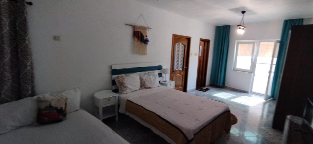 Vila Traian Si Teodora Costinesti Exteriör bild