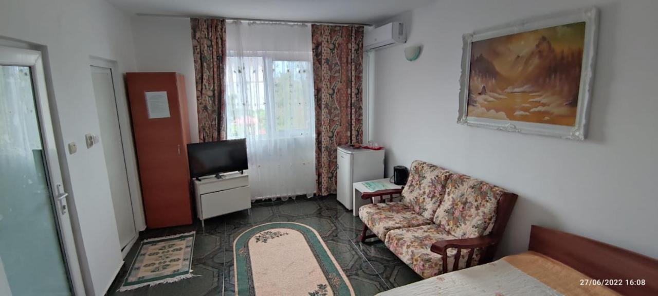 Vila Traian Si Teodora Costinesti Exteriör bild