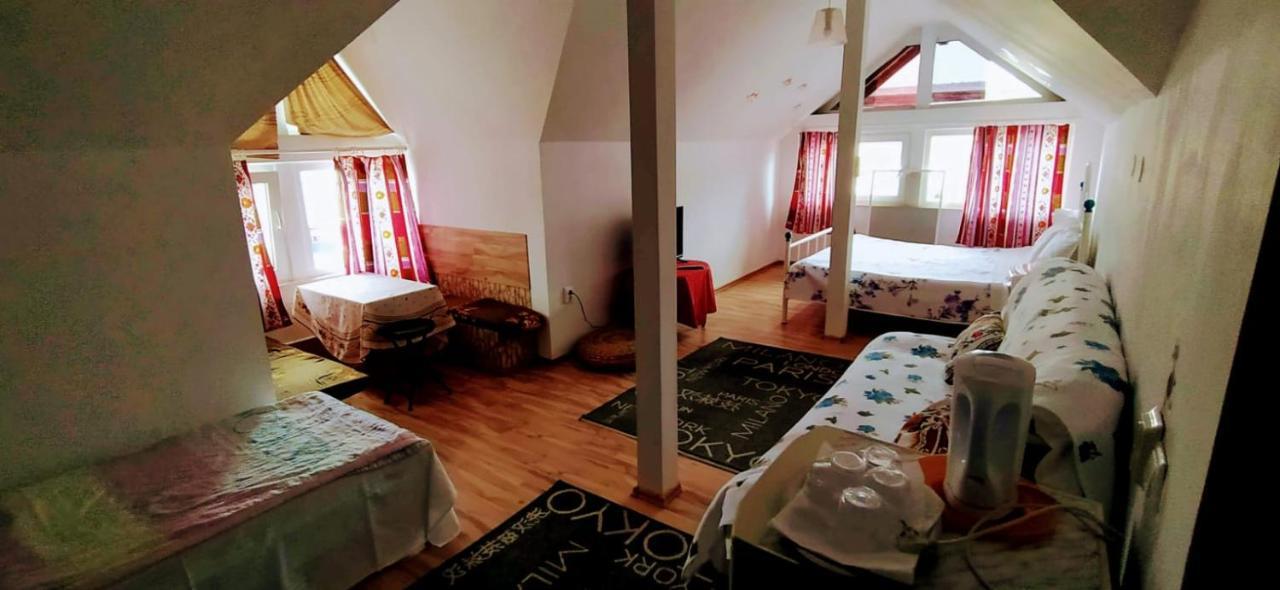 Vila Traian Si Teodora Costinesti Exteriör bild