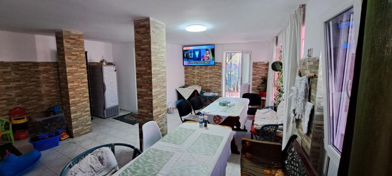 Vila Traian Si Teodora Costinesti Exteriör bild