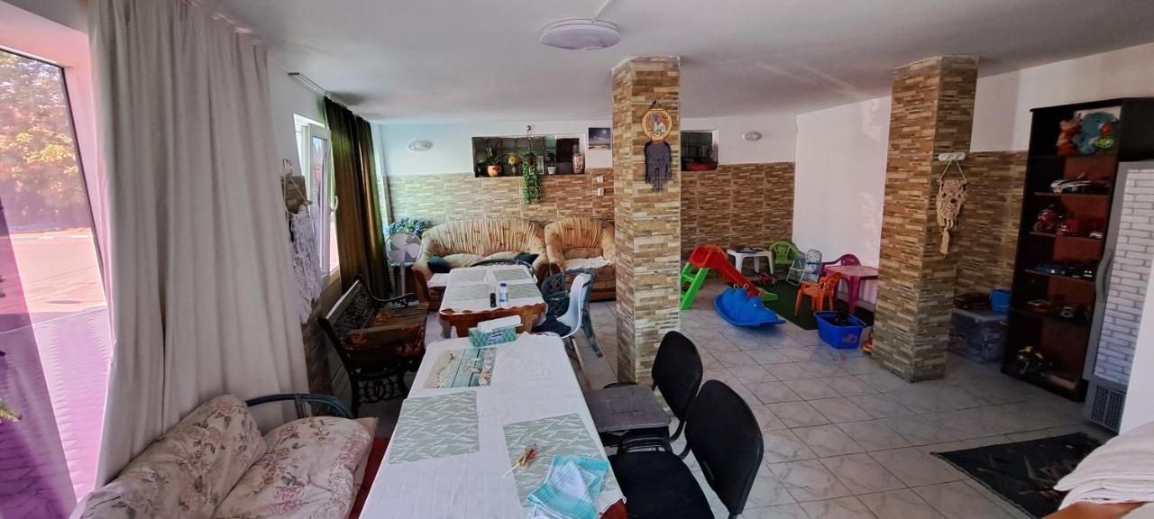 Vila Traian Si Teodora Costinesti Exteriör bild