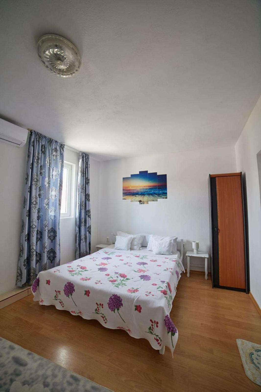 Vila Traian Si Teodora Costinesti Rum bild
